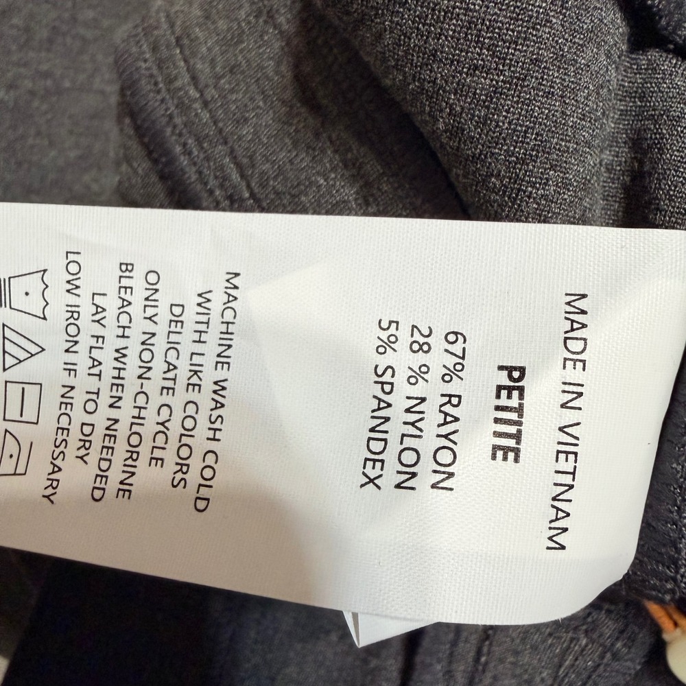 Quince Ultra-Stretch Ponte Straight Leg Pants Charcoal Grey Petite Medium NEW - Picture 7 of 9
